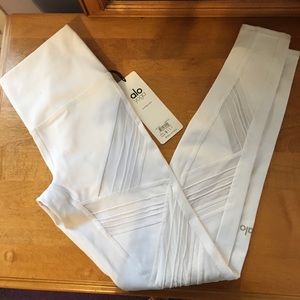 Alo Leggings
